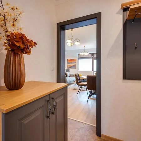 Prestige Central Apartments * Warna