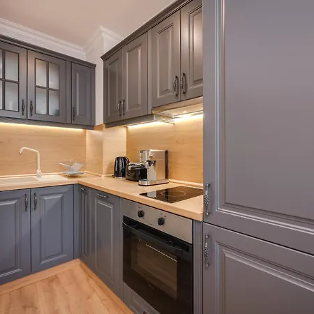 Prestige Central Apartments *