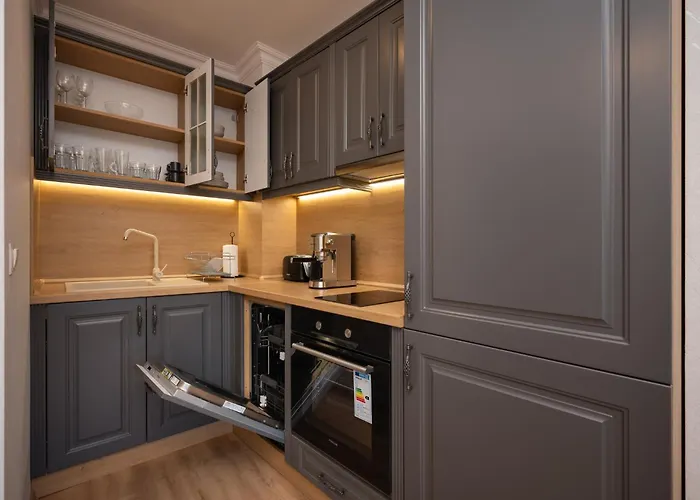 Prestige Central Apartments *