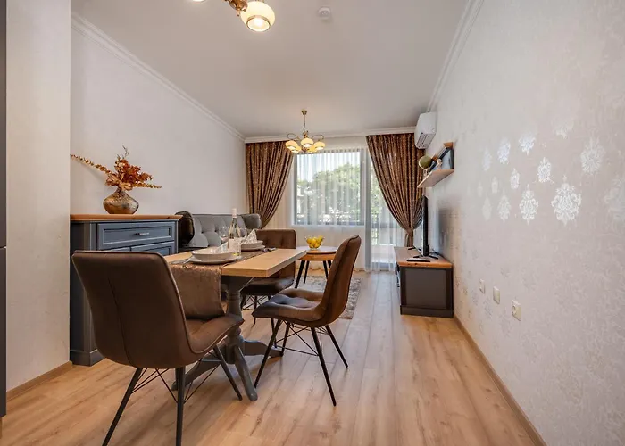 Prestige Central Apartments *