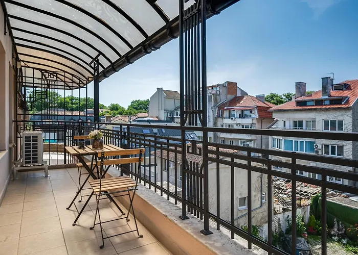 Prestige Central Apartments Apartment