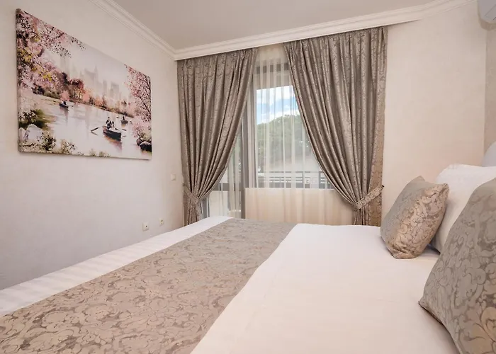 Prestige Central Apartments *